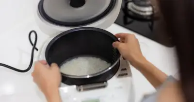 4 lỗi sai khi cắm cơm cần sửa ngay để bảo vệ sức khỏe