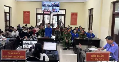 44 bị cáo hầu tòa vì hẹn giải quyết mâu thuẫn bằng dao và bom xăng tại Cà Mau