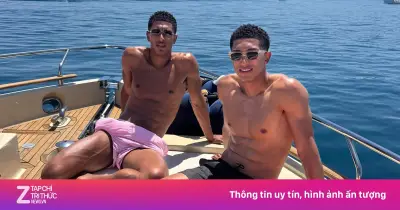 Anh em Jude Bellingham gây sốt với thân hình 'như tượng tạc'