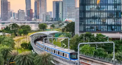 Bộ Chính trị đồng ý phân quyền xây dựng thể chế cho đô thị đặc biệt