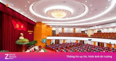 Bộ Chính trị yêu cầu đánh giá toàn diện cán bộ để điều động, luân chuyển
