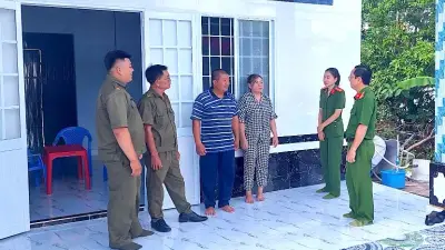 Bộ Công an bàn giao 500 căn nhà cho người dân Cà Mau