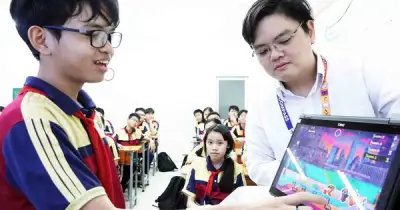 Bí quyết tăng năng lực nghe nói tiếng Anh: Giáo viên Việt hay Tây không quan trọng