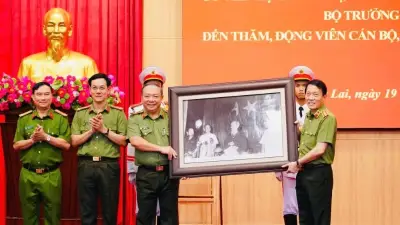 Bộ trưởng Công an chỉ đạo Gia Lai xây dựng tư duy an ninh kiến tạo phát triển