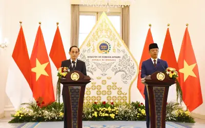 Bộ trưởng Ngoại giao Lê Hoài Trung thăm chính thức Indonesia, ký Chương trình Hành động Đối tác Chiến lược toàn diện 2026-2030