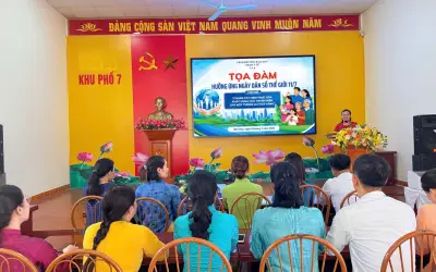 Bãi Cháy tổ chức tọa đàm hưởng ứng Ngày Dân số Thế giới 11/7