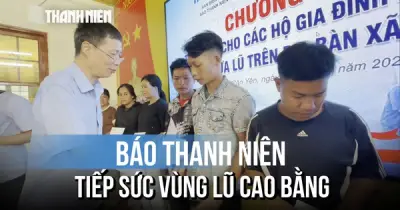 Báo Thanh Niên trao 42 phần quà hỗ trợ người dân vùng lũ Cao Bằng