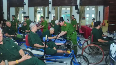 Cục Cảnh sát môi trường tri ân thương binh, liệt sĩ nhân ngày truyền thống