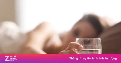 Cách xử lý đau đầu sau khi uống rượu hiệu quả và an toàn