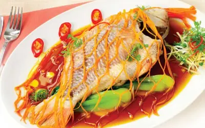 Chỉ ăn cá thay thịt: Lời khuyên từ chuyên gia dinh dưỡng