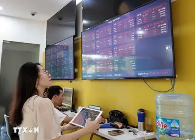 Chứng khoán ngày 3/7: VN-Index giảm, cổ phiếu PNJ chạm sàn