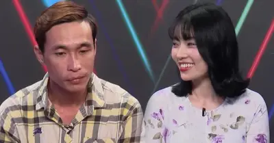 Chàng thợ sửa ống nước bối rối trước loạt câu hỏi của cô gái muốn hẹn hò