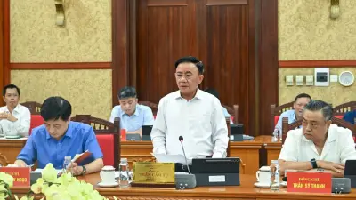 Chuyển đổi số trong cơ quan Đảng: Thực chất, hiệu quả, giải quyết từng việc