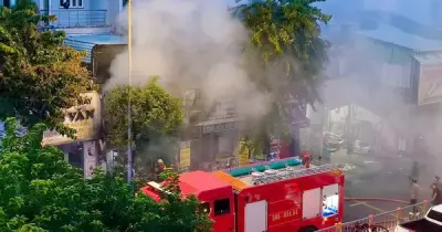 Cháy nhà 3 tầng ở Gò Vấp, lửa bao trùm, dân tháo chạy
