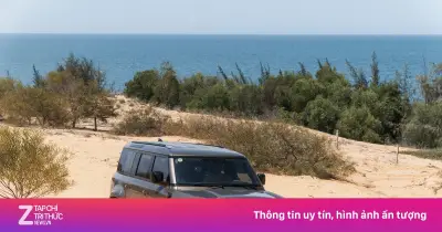 Cầm lái Land Rover Defender 130 giá gần 8 tỷ: Off-road đồi cát có gì hay?