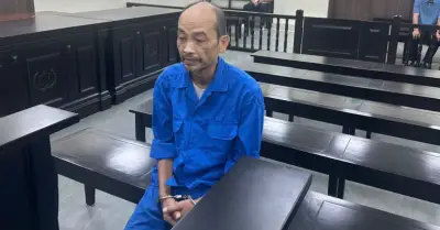 Cựu cán bộ Hà Nội khai lừa người nhẹ dạ lấy tiền trả nợ