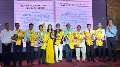 Cuộc vận động sáng tác 'Lúa gạo Việt - Nguồn cội và tương lai' thu hút 1.328 tác phẩm