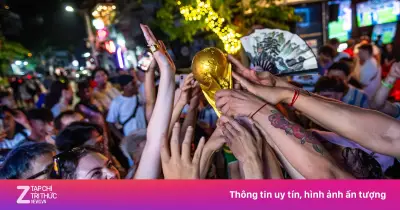 CĐV Argentina tại Hà Nội vỡ òa sau màn ngược dòng trước Anh ở bán kết World Cup 2026