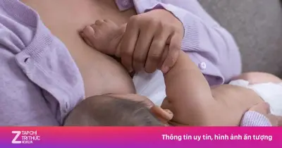 Dấu hiệu nhận biết trẻ sơ sinh bú đủ sữa mẹ cha mẹ cần biết