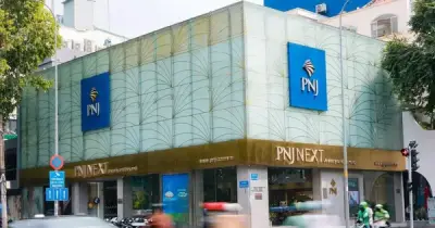 Em trai Chủ tịch PNJ mua 300.000 cổ phiếu, quỹ ngoại đồng loạt bán tháo
