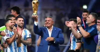 FBI bất ngờ điều tra Liên đoàn bóng đá Argentina về tài chính