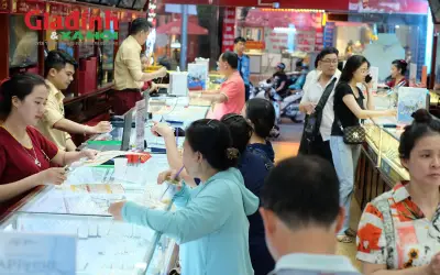 Giá bạc hôm nay 6/7: Biến động mạnh, nhà đầu tư muốn xuống tiền