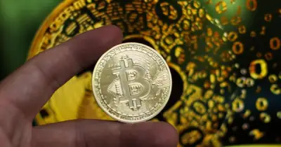 Giá Bitcoin hôm nay 18.7.2026: Khó khăn bủa vây từ địa chính trị và AI giá rẻ