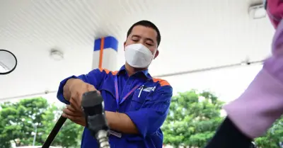 Giá xăng dầu hôm nay 13/7: Thế giới tăng, trong nước giữ mức thấp