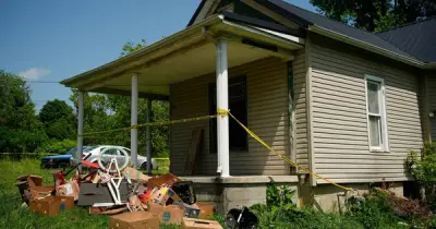 Giải cứu 16 trẻ em bị nhốt trong nhà đổ nát ở Ohio