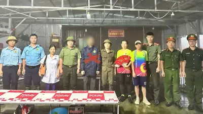 Giải cứu du khách bị kiệt sức, hạ đường huyết tại rừng Tây Yên Tử