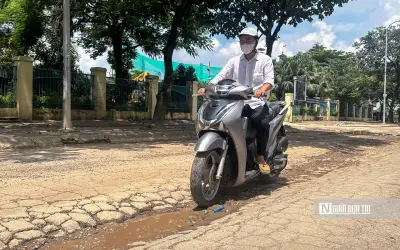 Hồ điều hòa Phú Đô hoàn thiện, đường Đỗ Xuân Hợp và Tân Mỹ xuống cấp nghiêm trọng
