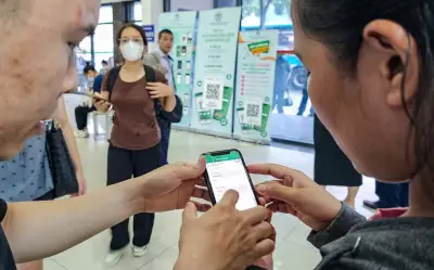 Hà Nội mở đăng ký miễn phí thẻ vé xe buýt điện tử gắn chip từ 6/7