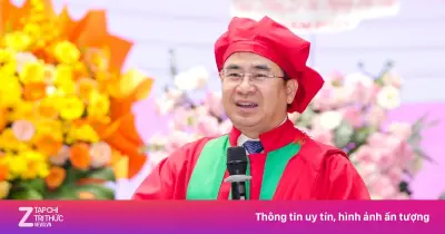 Hiệu trưởng ĐH Y khoa Phạm Ngọc Thạch dặn dò tân bác sĩ giữ y đức