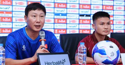 HLV Kim Sang-sik nói thật lòng về tuyển Việt Nam ở ASEAN Cup
