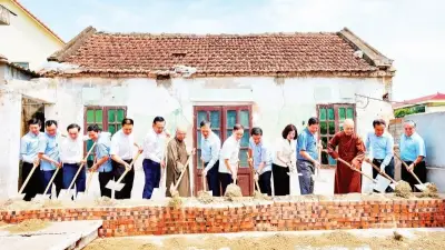 Hơn 20 ngôi nhà 'Ấm tình đoàn kết lương-giáo' ở Phát Diệm