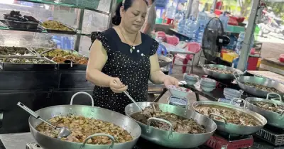 Hành trình 20 năm đổi đời nhờ dòng điện nghĩa tình của vợ chồng anh Có ở Sài Gòn