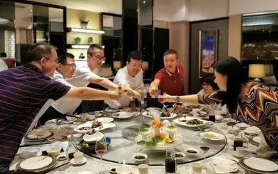 Họp lớp 25 năm: Người thành công hiểu sớm quy tắc 3/7