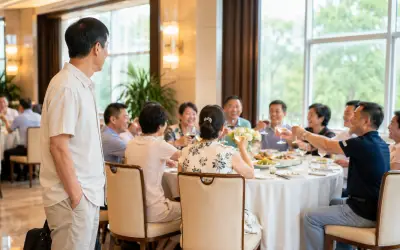 Họp lớp 40 năm: Tôi là người duy nhất không được mời