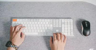 HyperOne Gen 3 Plus: Bàn phím full-size kim loại giá rẻ cho dân văn phòng
