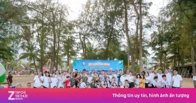 Đại gia đình 100 người góp 300 triệu đi du lịch Thanh Hóa, thuê 3 biệt thự