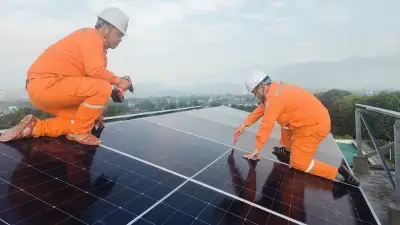Điện mặt trời mái nhà Lào Cai: Vượt rào cản bức xạ thấp nhờ công nghệ mới
