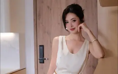 Đinh Ngọc Anh: Từ vũ công đến vai người tình ông trùm trong 'Lửa trắng'