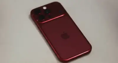 iPhone 18 Pro lộ diện màu Dark Cherry, xác nhận không có bản đen