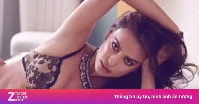 Irina Shayk hẹn hò cầu thủ bóng rổ Devin Booker kém 11 tuổi