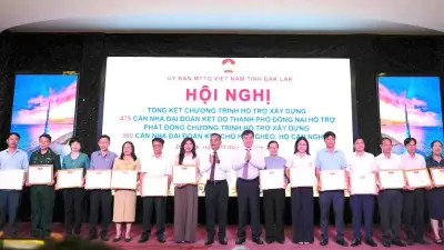 Đắk Lắk tổng kết xây 475 nhà Đại đoàn kết, phát động xây thêm 300 căn