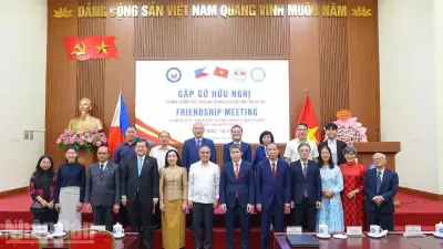 Kỷ niệm 50 năm quan hệ ngoại giao Việt Nam-Philippines: Hướng tới Đối tác chiến lược tăng cường