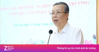 Khai trừ Đảng Thứ trưởng Hoàng Trung và 4 đảng viên khác