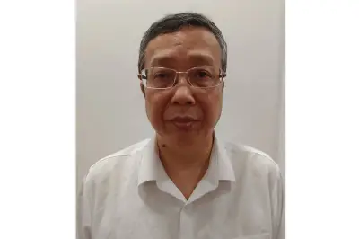 Khởi tố, bắt tạm giam Thứ trưởng Bộ Nông nghiệp và Môi trường về tội nhận hối lộ