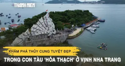 Khám phá thủy cung trong con tàu 'hóa thạch' ở vịnh Nha Trang