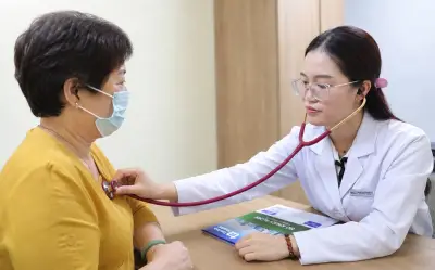 Khám thiếu máu, người phụ nữ 52 tuổi phát hiện ung thư dạ dày di căn xương